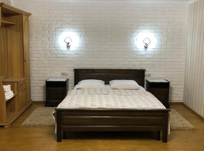 Korona Karpat Mezőhát